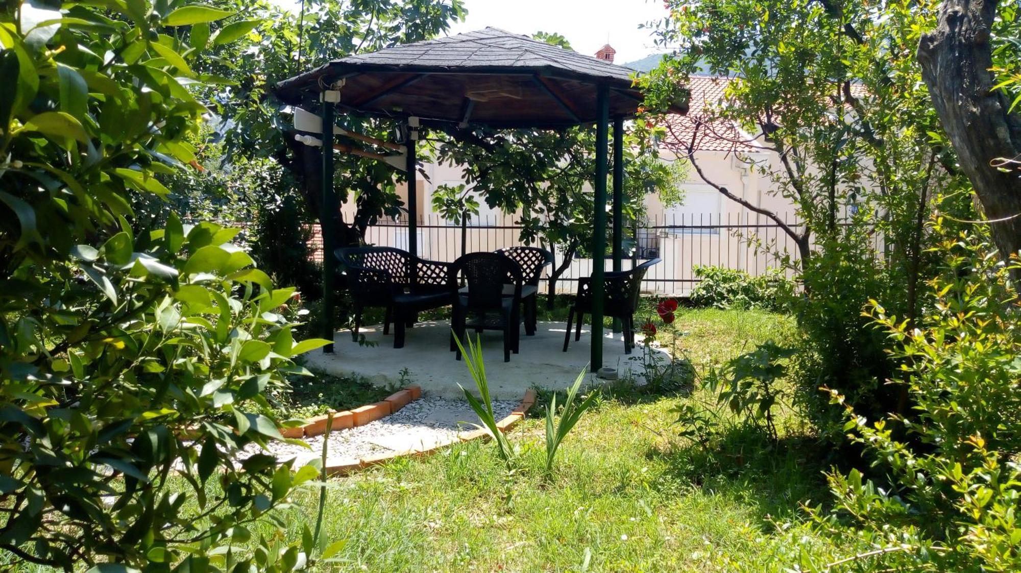 Tea Apartment Котор Екстериор снимка
