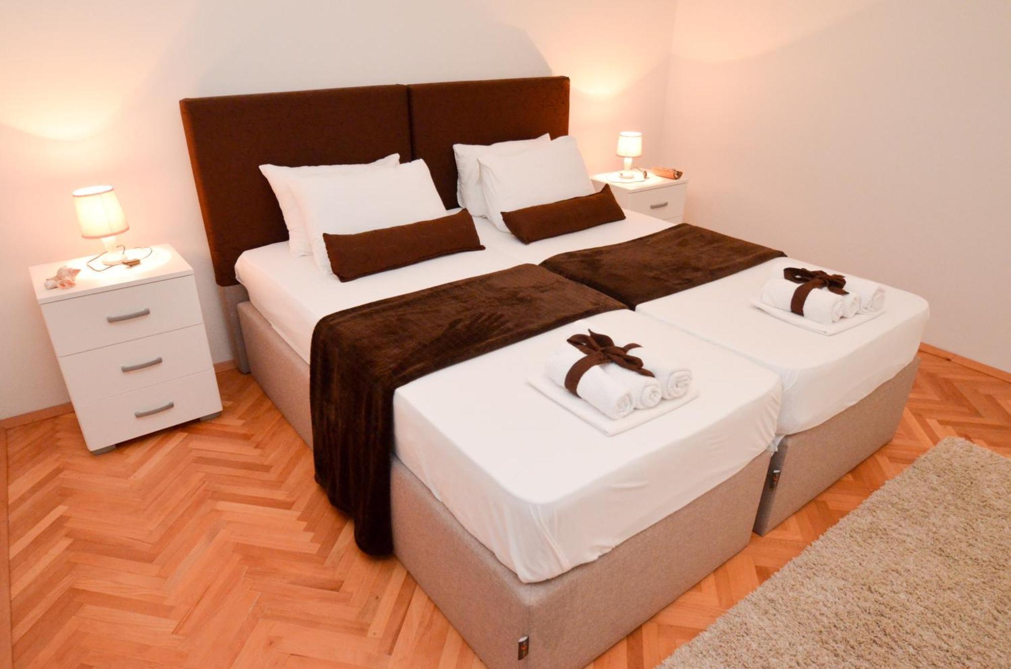 Tea Apartment Котор Екстериор снимка